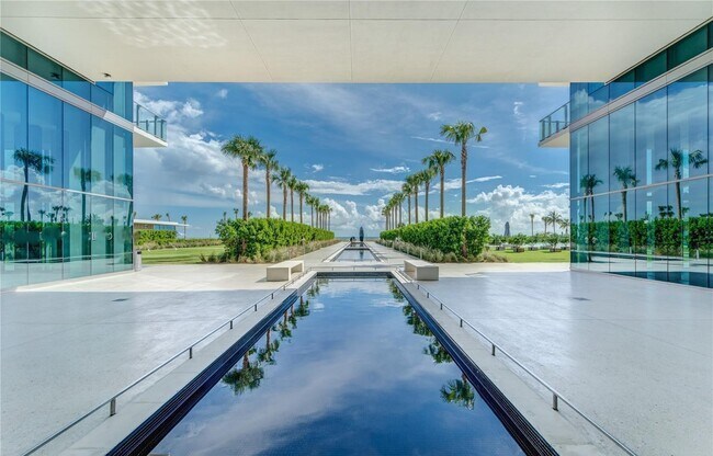 Building Photo - 350 Ocean Dr