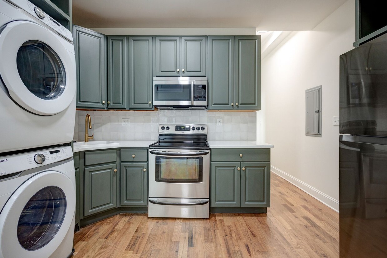 Photo - 1723 W Master Street