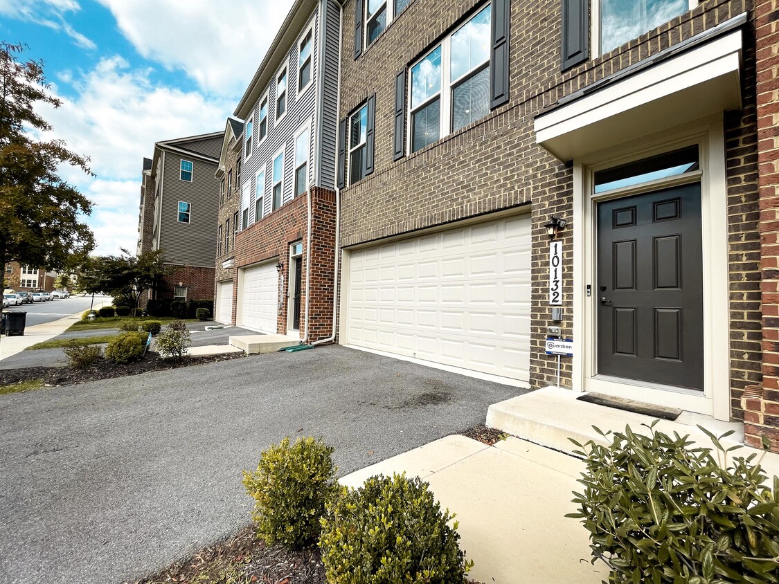 Photo - 10132 Dorsey Ln (Lanham, MD)