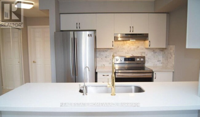 Building Photo - 47 Petra Way