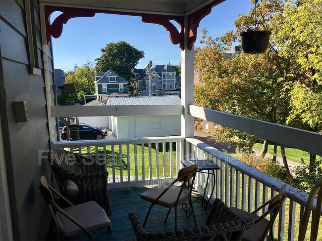 Photo - 122 Buell St Apartment