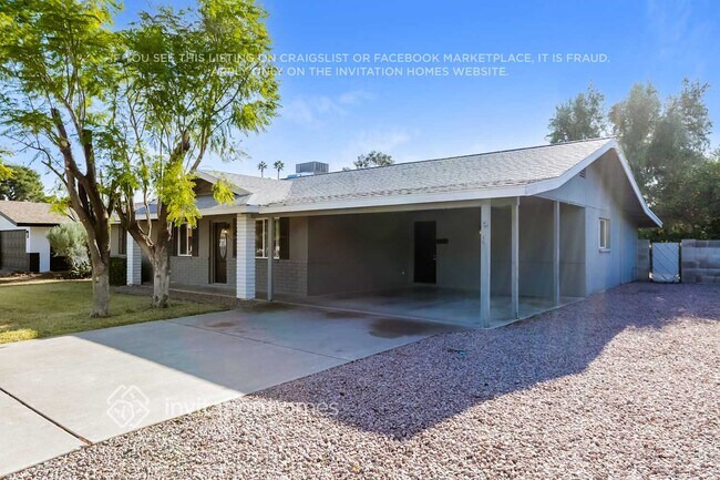 Foto del edificio - 617 E La Jolla Dr