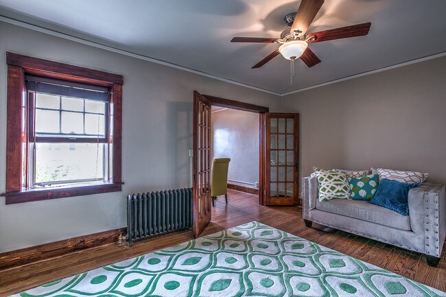 Foto del edificio - 2552 Marcy St