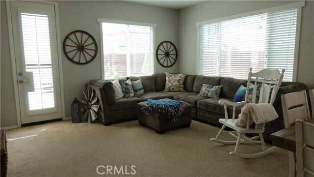 Foto del edificio - 33953 Lily Rd