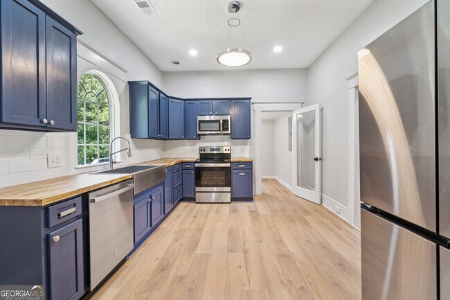 Foto del edificio - 1838 Moore St NW