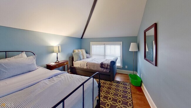 Foto del edificio - 20 Hilliard St NE