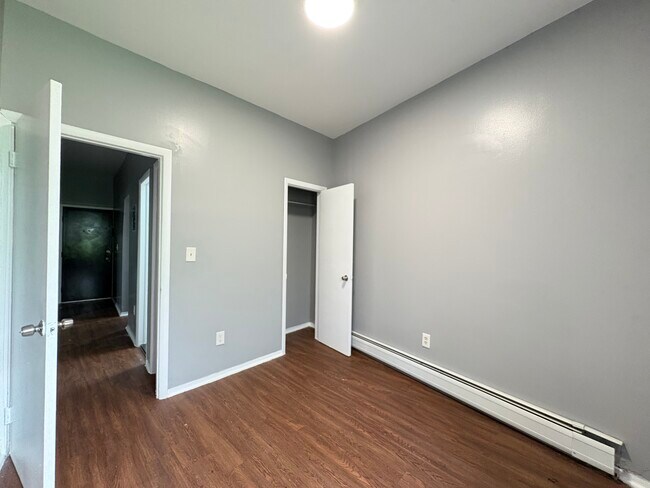 224 S Orange Ave 1 - 205 S Orange Ave