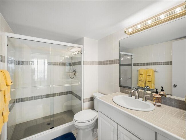 Foto del edificio - 5420 N Ocean Dr