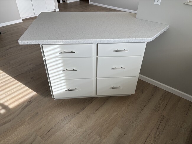 Foto del edificio - 1050 Captains Brg