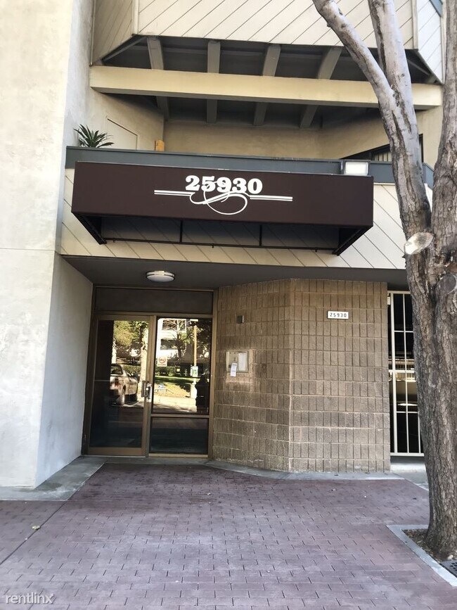 Foto del edificio - 2 br, 2 bath Condo - 25930 Kay Avenue 104