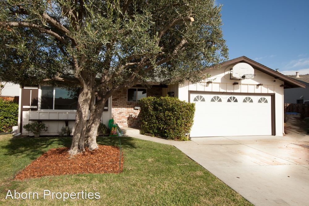 4 br, 2 bath House - 2680 Goldwood Court Photo