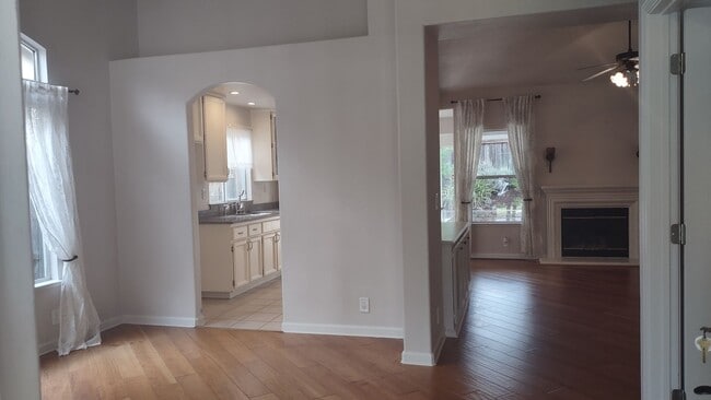 Building Photo - 1210 Camino Capistrano