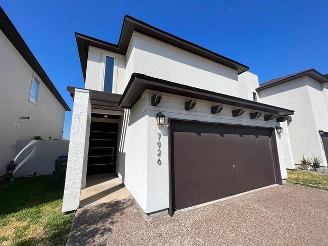 Building Photo - 7926 Elka Lp