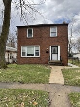 Building Photo - 16750 Orchard Ridge Ave