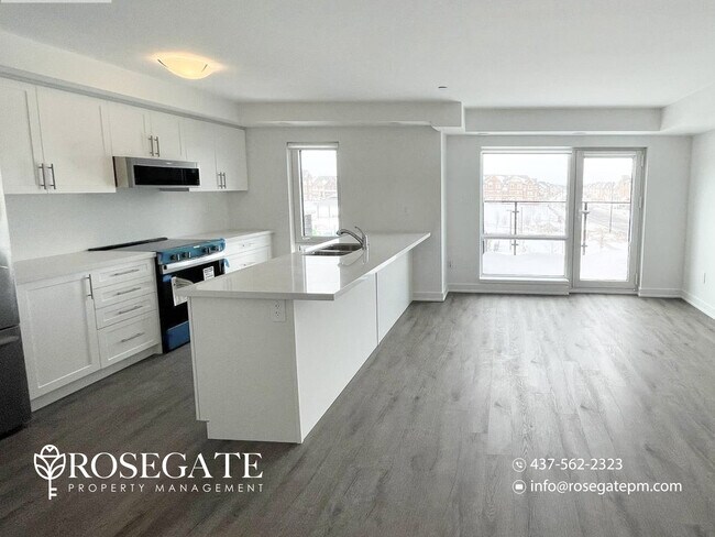Photo du bâtiment - Modern 2-Bedroom Townhouse with Balcony & Parking – Brampton