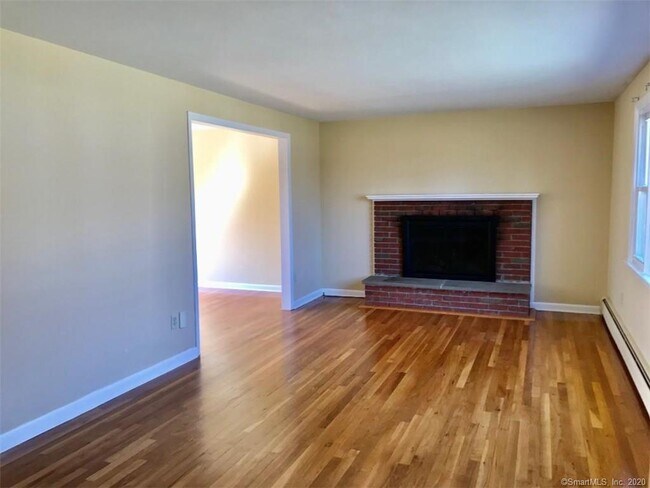 Building Photo - 80 Spinning Wheel Rd