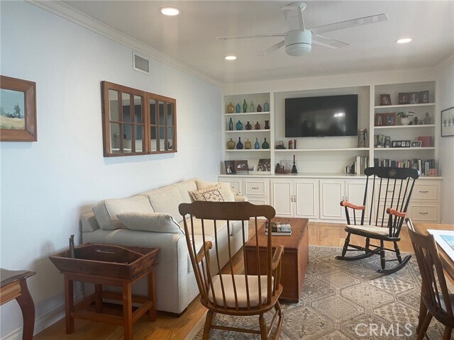 Foto del edificio - 3285 San Amadeo