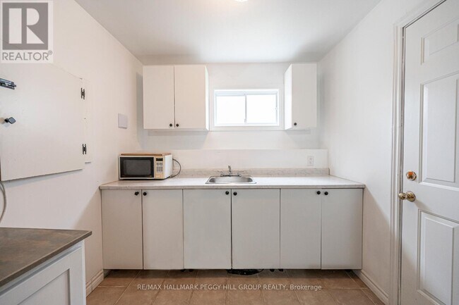 Photo du bâtiment - 32 54th St S