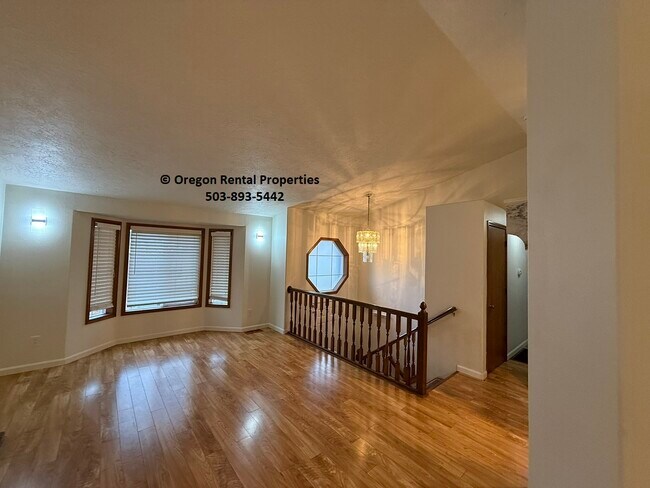 Foto del edificio - 12802 SE Main St