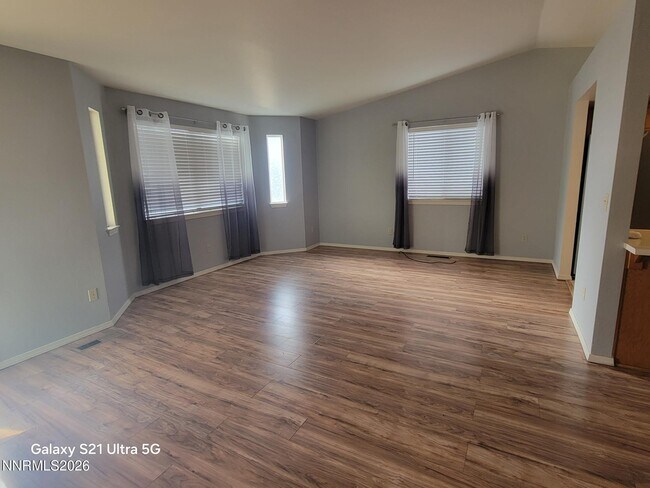 Foto del edificio - 404 Kathy Ave