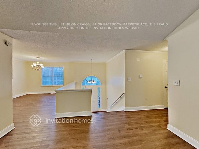 Building Photo - 4006 River Garden Cir