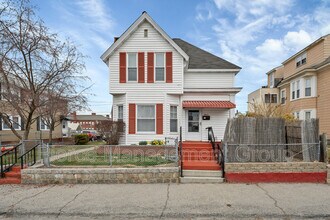 Building Photo - 636 Summer St