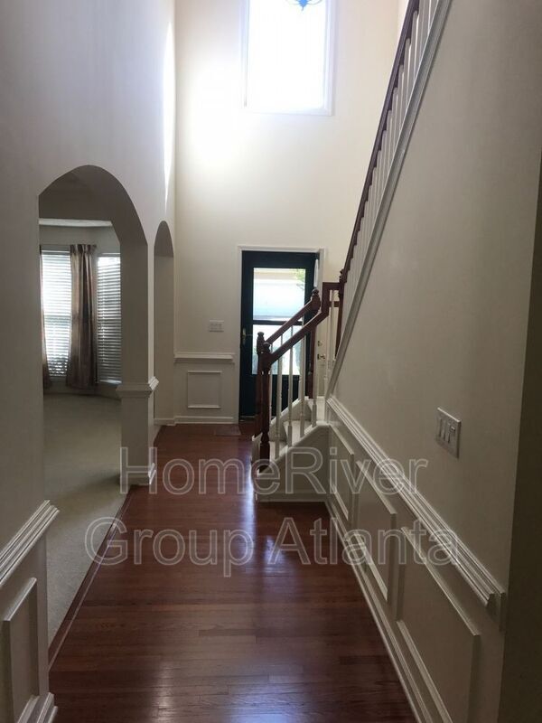 Building Photo - 3205 Juniper Dr