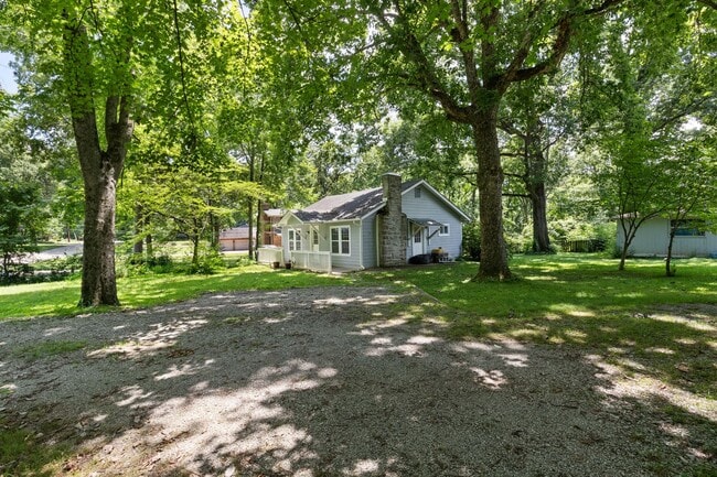 Building Photo - 4025 Brush Hill Rd
