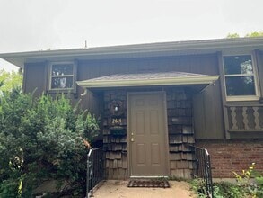 Building Photo - 2614 S Norwood Ave