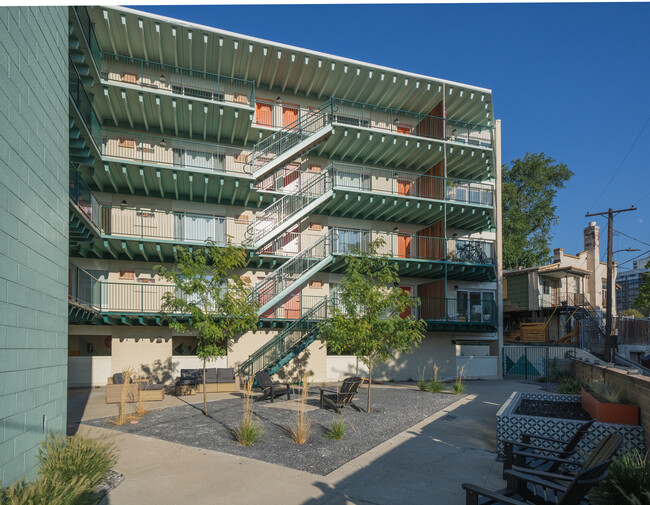 Foto del edificio - Valli Hi