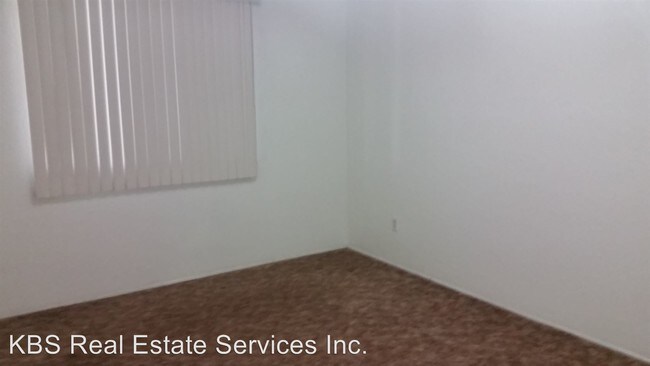 Building Photo - 7808 N Laurelglen Blvd