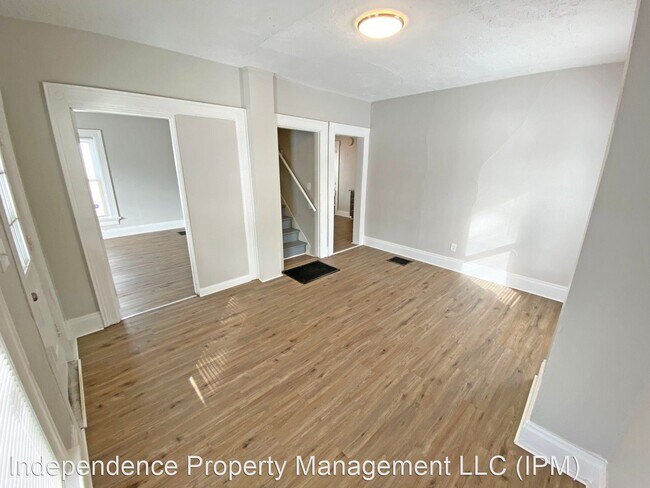 Building Photo - 3 br, 1.5 bath House - 52 S. Jersey St.