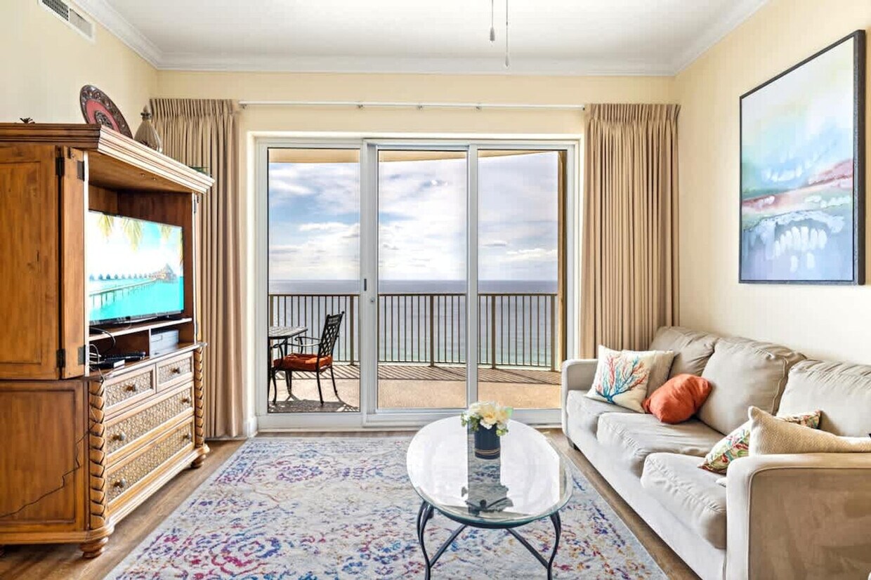 Foto principal - 10625 Front Beach Rd