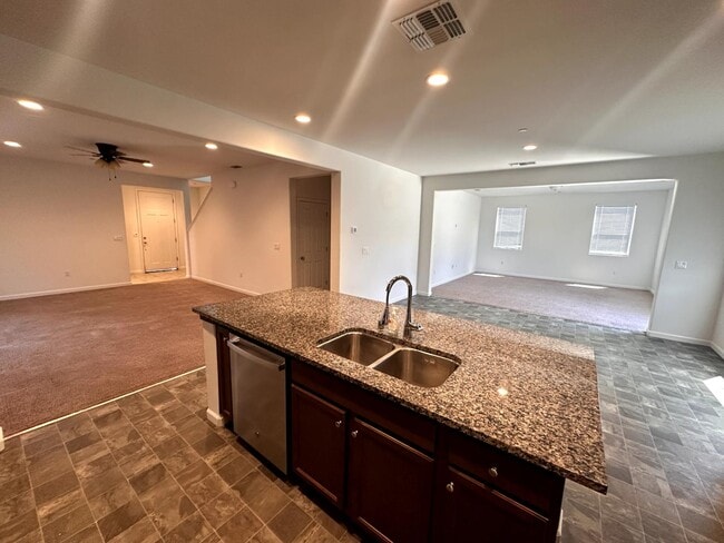 Building Photo - 2893 N Schneider Ave