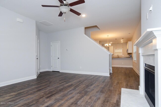 Building Photo - 1575 Grey Cliff Run