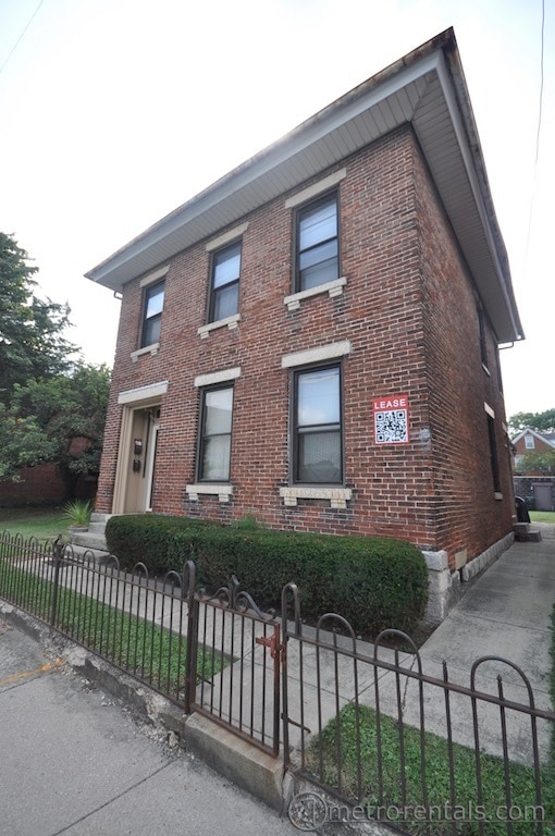 Building Photo - 321 E Livingston Ave