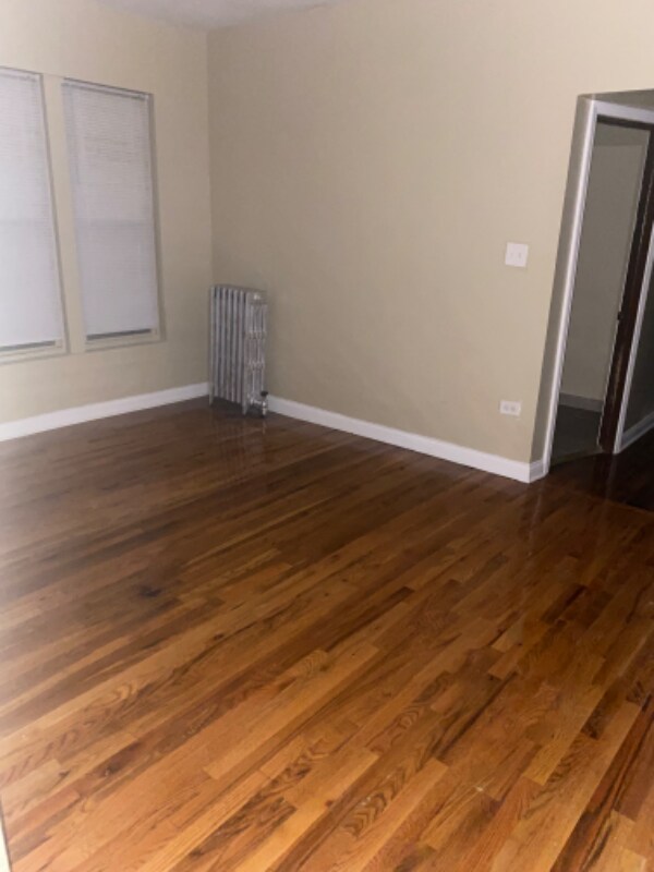 Foto del edificio - 154 N Menard Ave