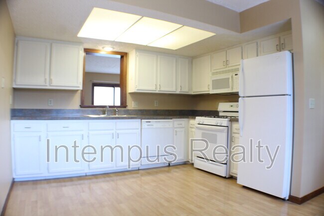 Foto del edificio - 5262 Timberline Rd