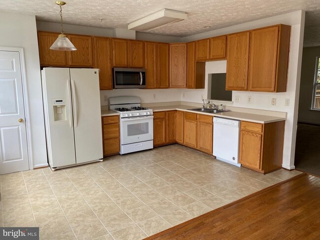 Building Photo - 1726 Sea Pine Cir