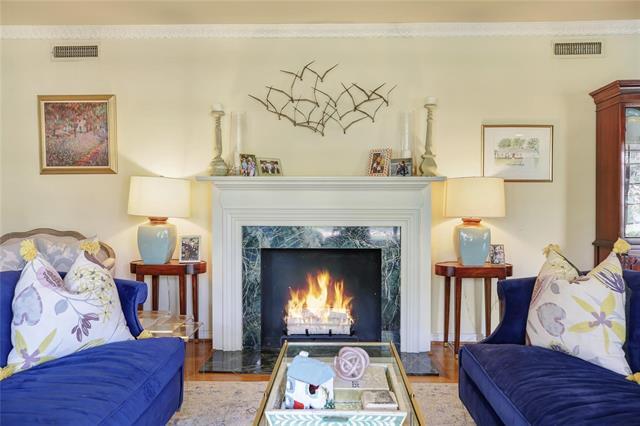 Foto del edificio - 6606 Stichter Ave