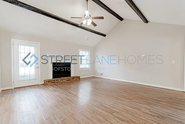 Building Photo - 709 Greensprings Dr