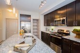 Foto principal - 1 br, 1 bath Apartment - 600 Pin Oak Rd 226