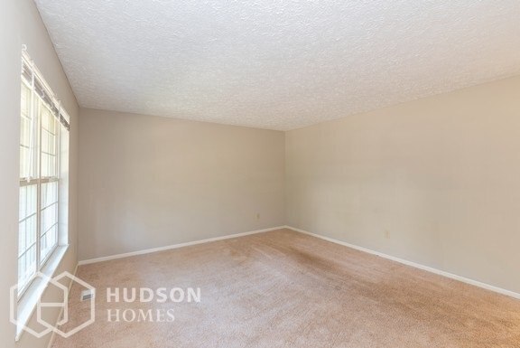 Building Photo - NOW  AVAILABLE! - 160 Uhler Ave, Akron, OH...