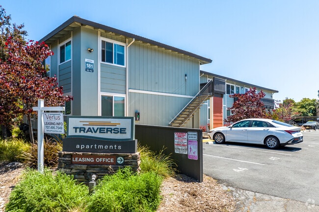 Building Entry - Traverse