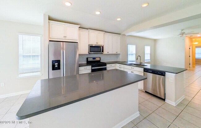 Building Photo - 531 Narrowleaf Dr