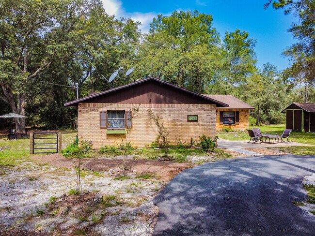 Building Photo - 7059 Juniper Ave