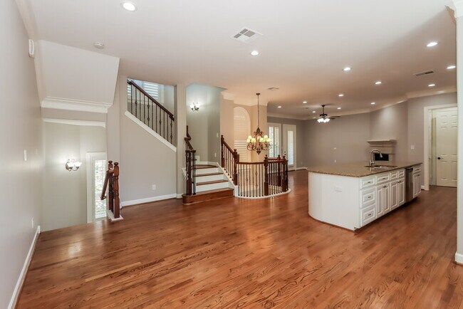 Foto del edificio - 1829 Oakdale St