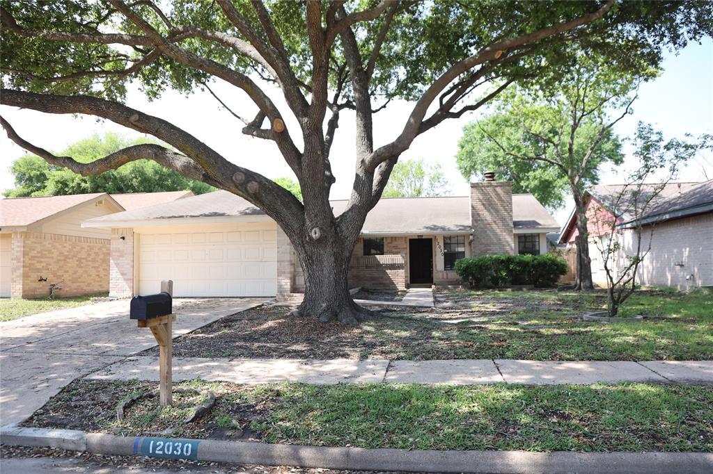 Primary Photo - 12030 Hedgegate Dr