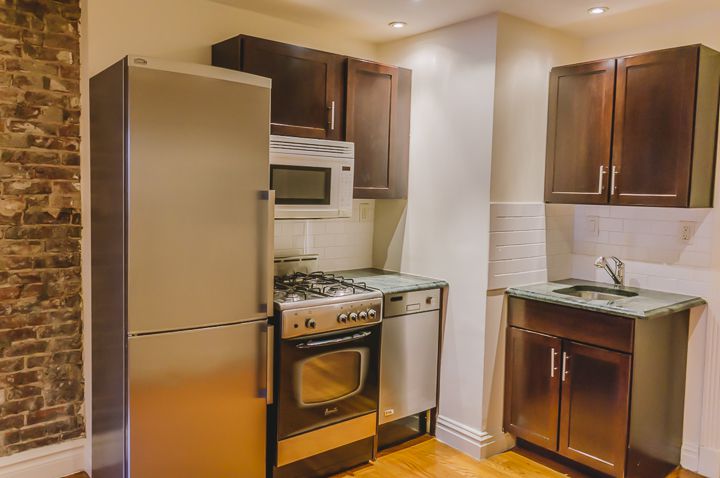 Kitchen - 245 E 75th St