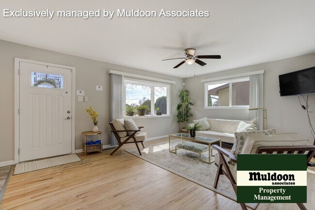 Foto del edificio - Remodeled house with finished basement!